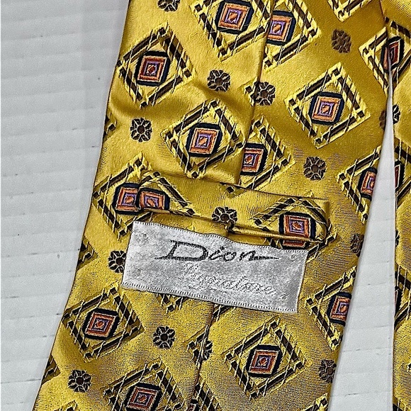 Vintage Dion Signature Tie - Picture 3 of 6